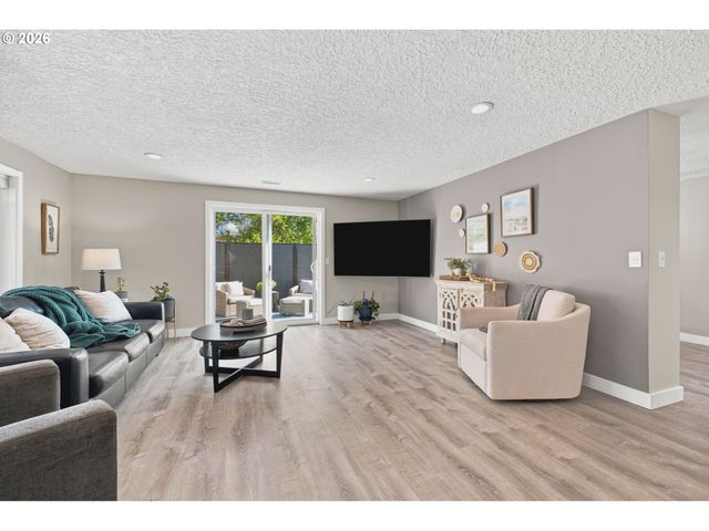 13410 Nw INDIAN SPRING Dr, Vancouver, WA 98685