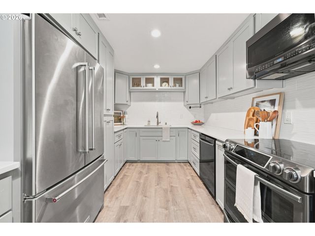 13410 Nw INDIAN SPRING Dr, Vancouver, WA 98685
