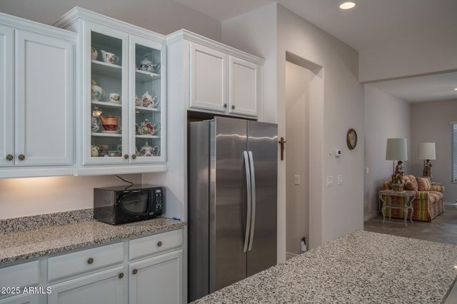 16527 W VALENCIA Drive, Goodyear, AZ 85338