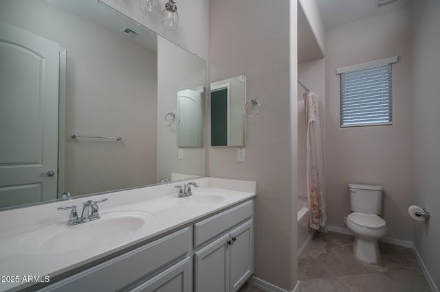 16527 W VALENCIA Drive, Goodyear, AZ 85338