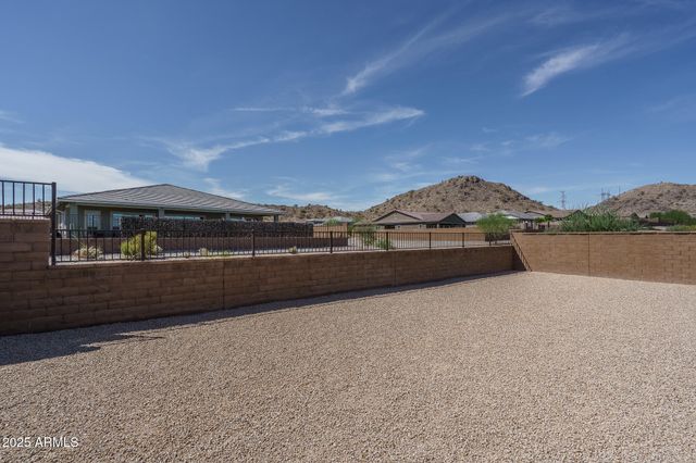 16527 W VALENCIA Drive, Goodyear, AZ 85338