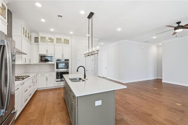 6975 Scenic Overlook Trace, Flowery Branch, GA 30542