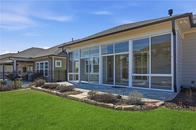 6975 Scenic Overlook Trace, Flowery Branch, GA 30542