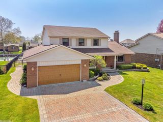 49708 Nautical Drive, Chesterfield Twp, MI 48047