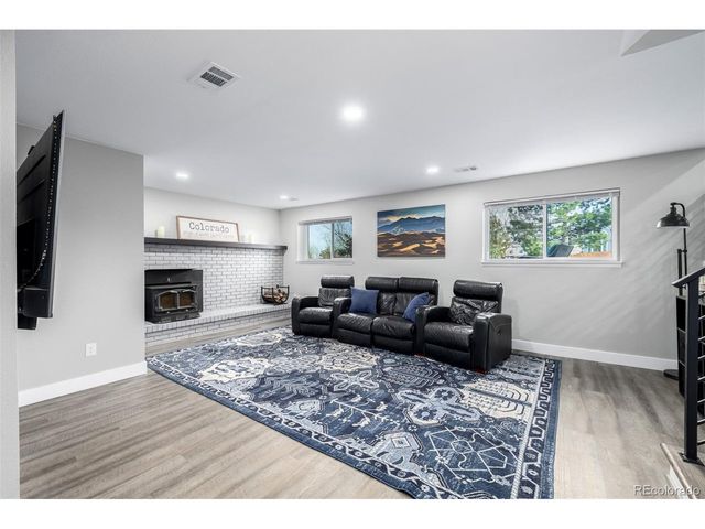 106 Defrance Way, Golden, CO 80401