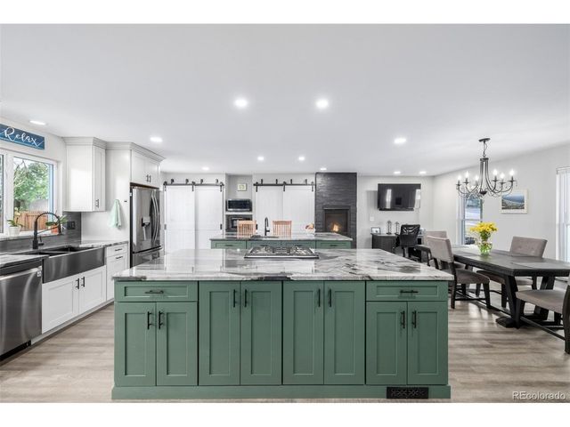 106 Defrance Way, Golden, CO 80401