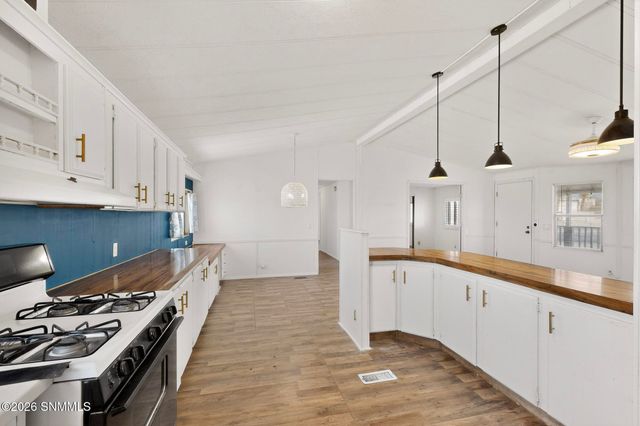 4111 Elks Drive, Las Cruces, NM 88005