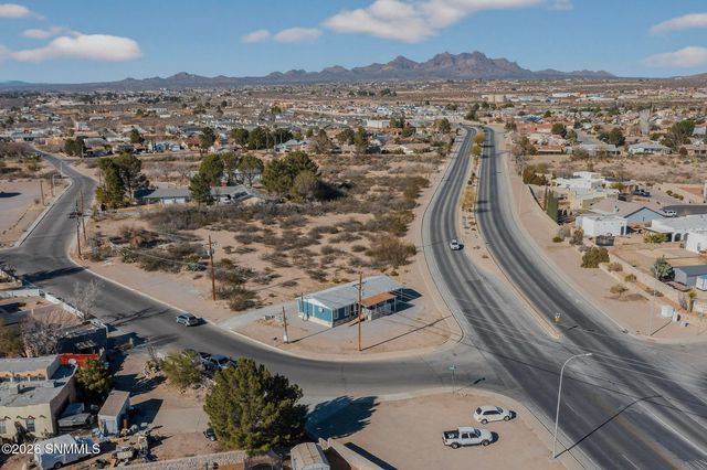 4111 Elks Drive, Las Cruces, NM 88005