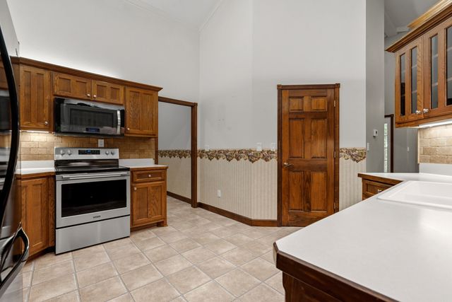 2 Guindola Circle, Hot Springs Village, AR 71909