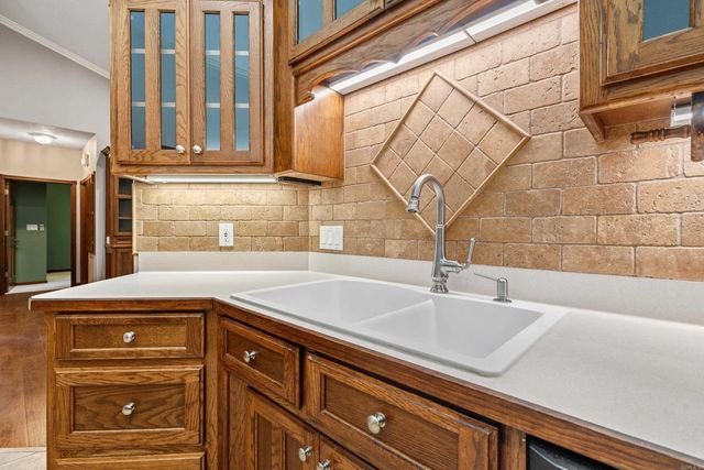 2 Guindola Circle, Hot Springs Village, AR 71909