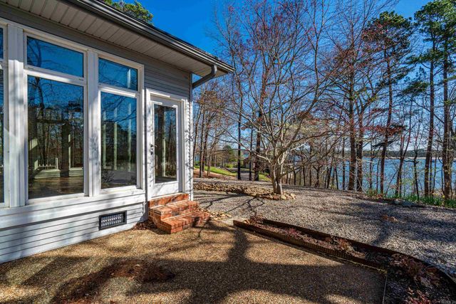 2 Guindola Circle, Hot Springs Village, AR 71909