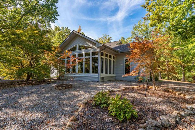 2 Guindola Circle, Hot Springs Village, AR 71909