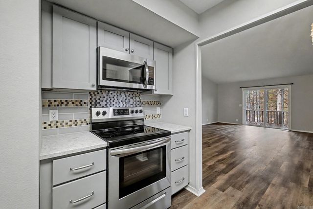 11 Emanuel Lane, Hot Springs Village, AR 71909