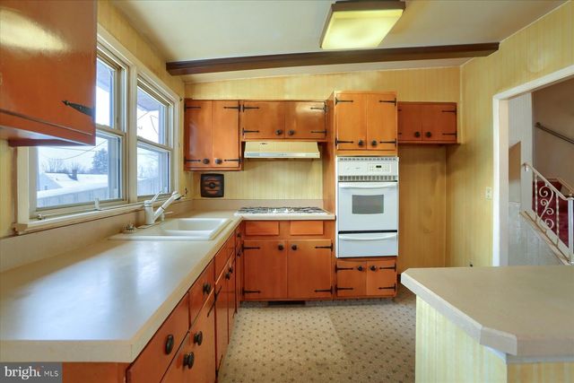 456 E ELM ST, Lebanon, PA 17042