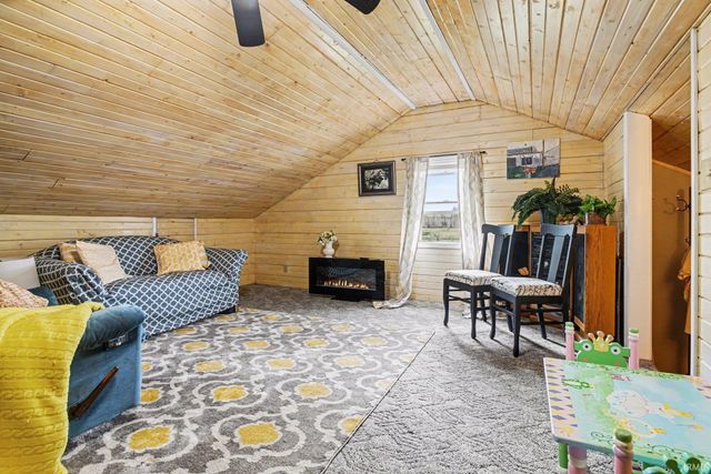 3900 N 400 W, Shipshewana, IN 46565