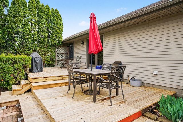 3900 N 400 W, Shipshewana, IN 46565