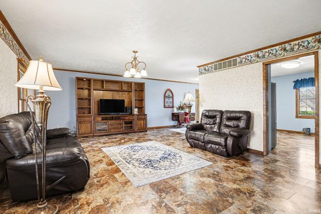 3900 N 400 W, Shipshewana, IN 46565