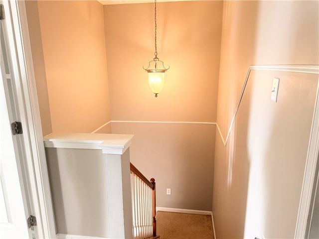 313 Fairgate Dr, Pine Twp, PA 15090