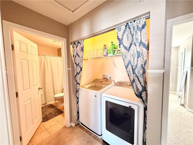 313 Fairgate Dr, Pine Twp, PA 15090