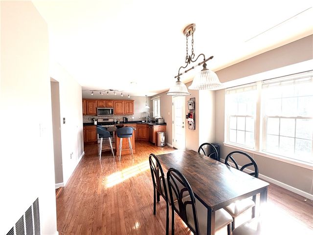 313 Fairgate Dr, Pine Twp, PA 15090