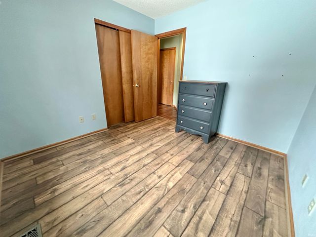 9433 Robin Meadow Place, Fort Wayne, IN 46835