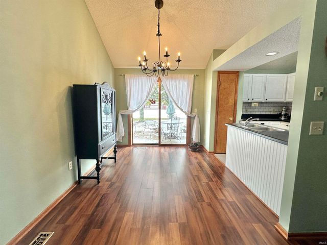 9433 Robin Meadow Place, Fort Wayne, IN 46835