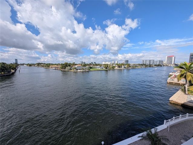 3209 S Ocean Drive 4E, Hallandale Beach, FL 33009