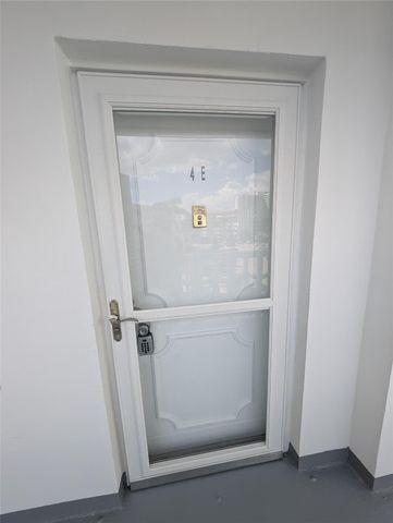 3209 S Ocean Drive 4E, Hallandale Beach, FL 33009