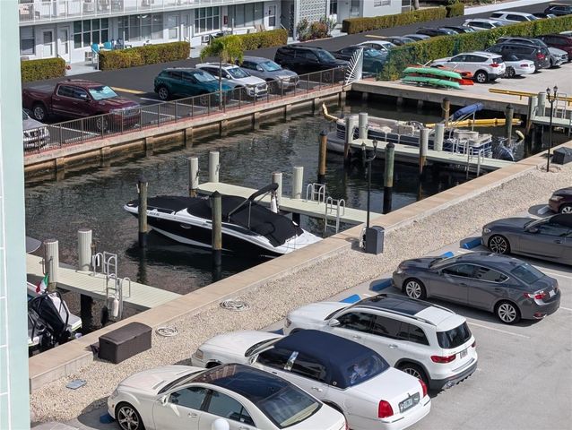 3209 S Ocean Drive 4E, Hallandale Beach, FL 33009