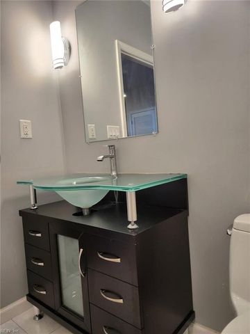 388 Boush St Unit 411, Norfolk, VA 23510