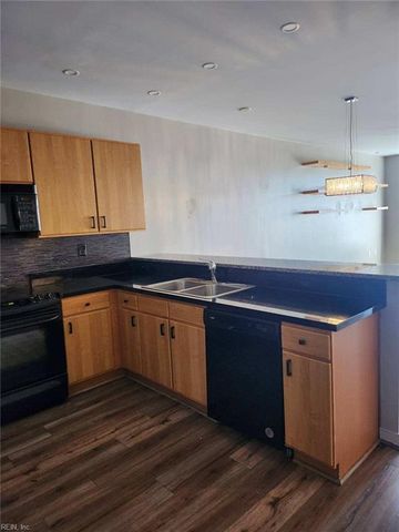 388 Boush St Unit 411, Norfolk, VA 23510