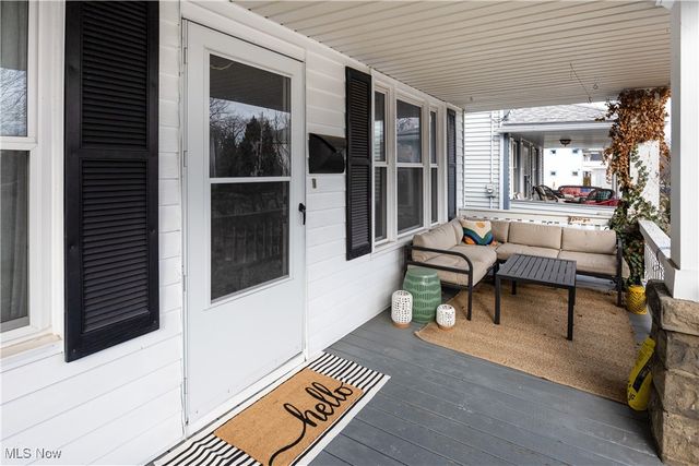 1328 Bonnieview Avenue, Lakewood, OH 44107