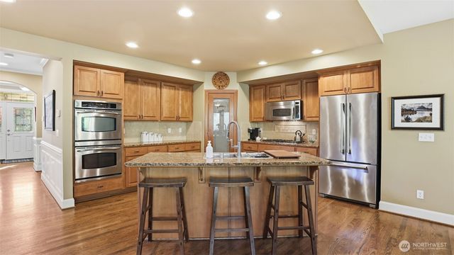 23770 SE 243rd Street, Maple Valley, WA 98038