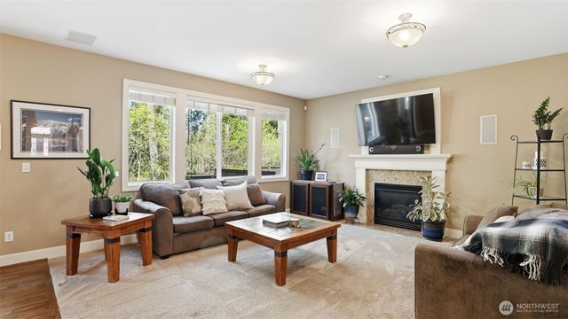 23770 SE 243rd Street, Maple Valley, WA 98038