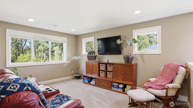 23770 SE 243rd Street, Maple Valley, WA 98038