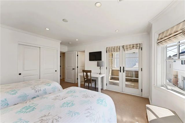 115 Topaz, Newport Beach, CA 92662
