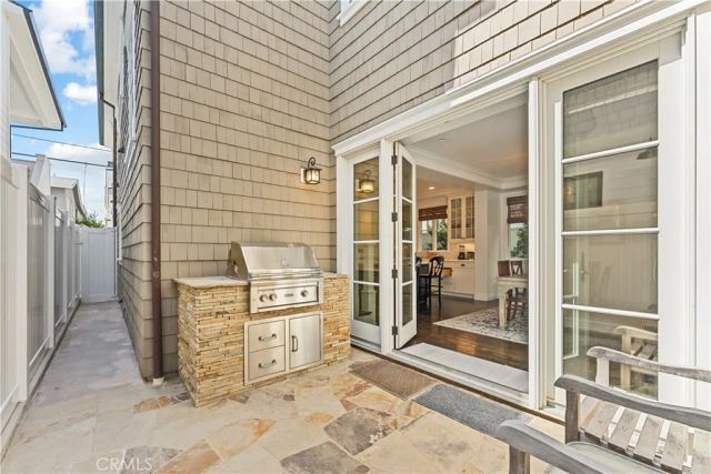 115 Topaz, Newport Beach, CA 92662