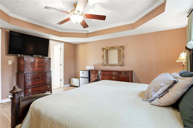 3075 Oak Meadow Drive, Snellville, GA 30078