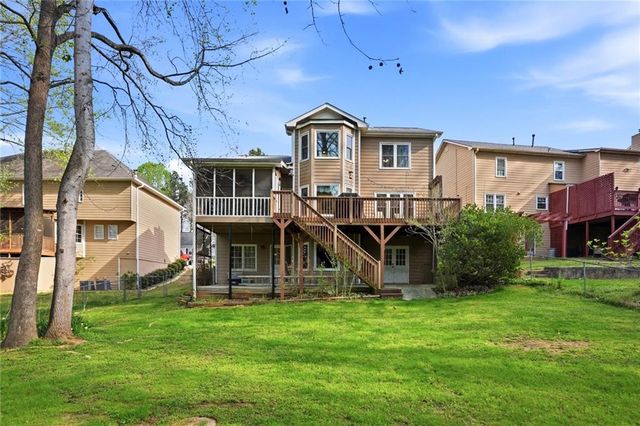 3075 Oak Meadow Drive, Snellville, GA 30078