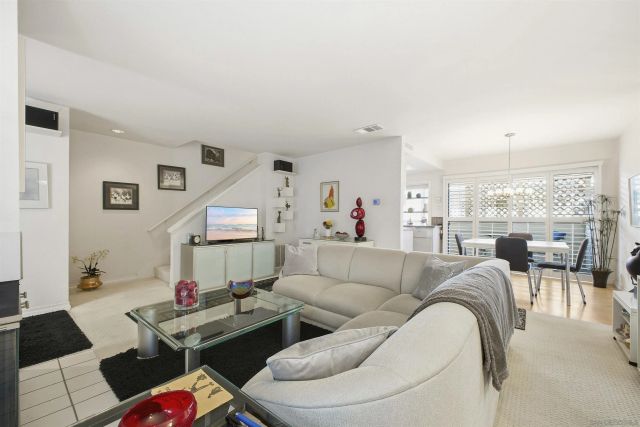 4595 Chateau Drive, San Diego, CA 92117