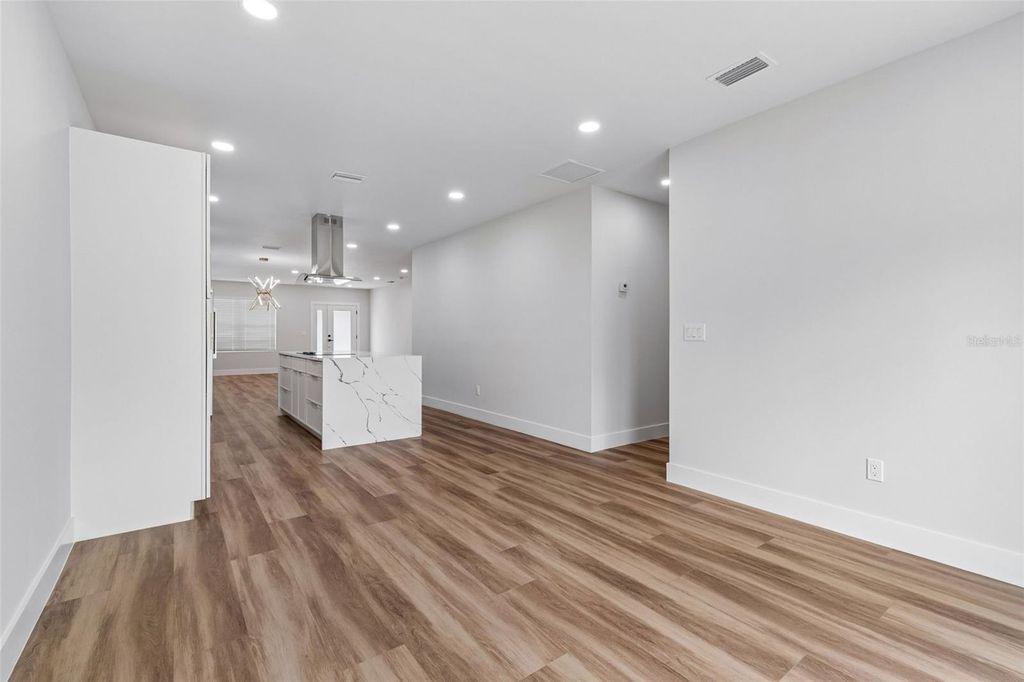 Image 20 of property listing at 4509 N 39TH STREET, Tampa, FL 33610
