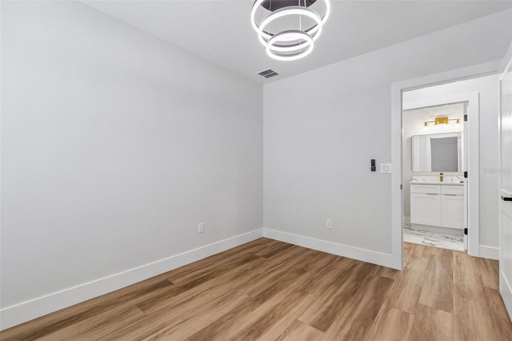 Image 24 of property listing at 4509 N 39TH STREET, Tampa, FL 33610