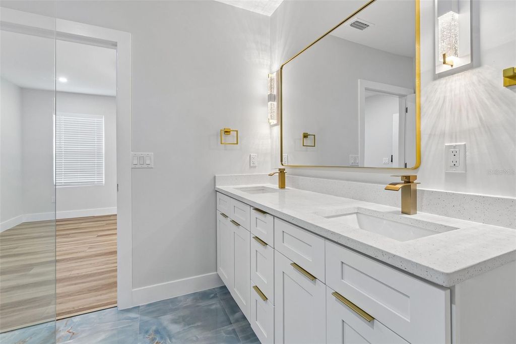 Image 39 of property listing at 4509 N 39TH STREET, Tampa, FL 33610