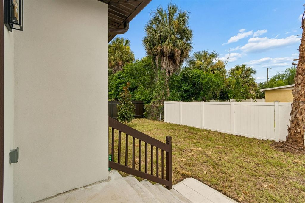 Image 40 of property listing at 4509 N 39TH STREET, Tampa, FL 33610