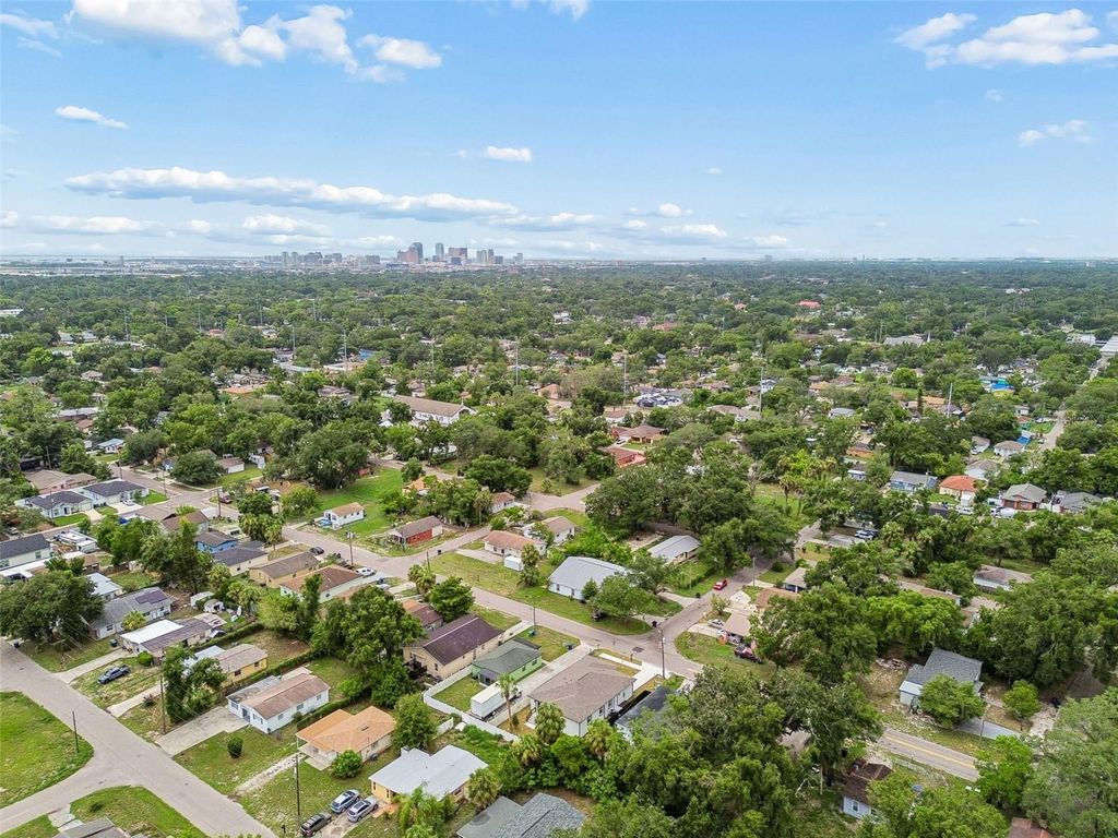 Image 63 of property listing at 4509 N 39TH STREET, Tampa, FL 33610
