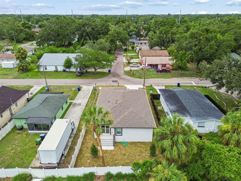 Image 66 of property listing at 4509 N 39TH STREET, Tampa, FL 33610