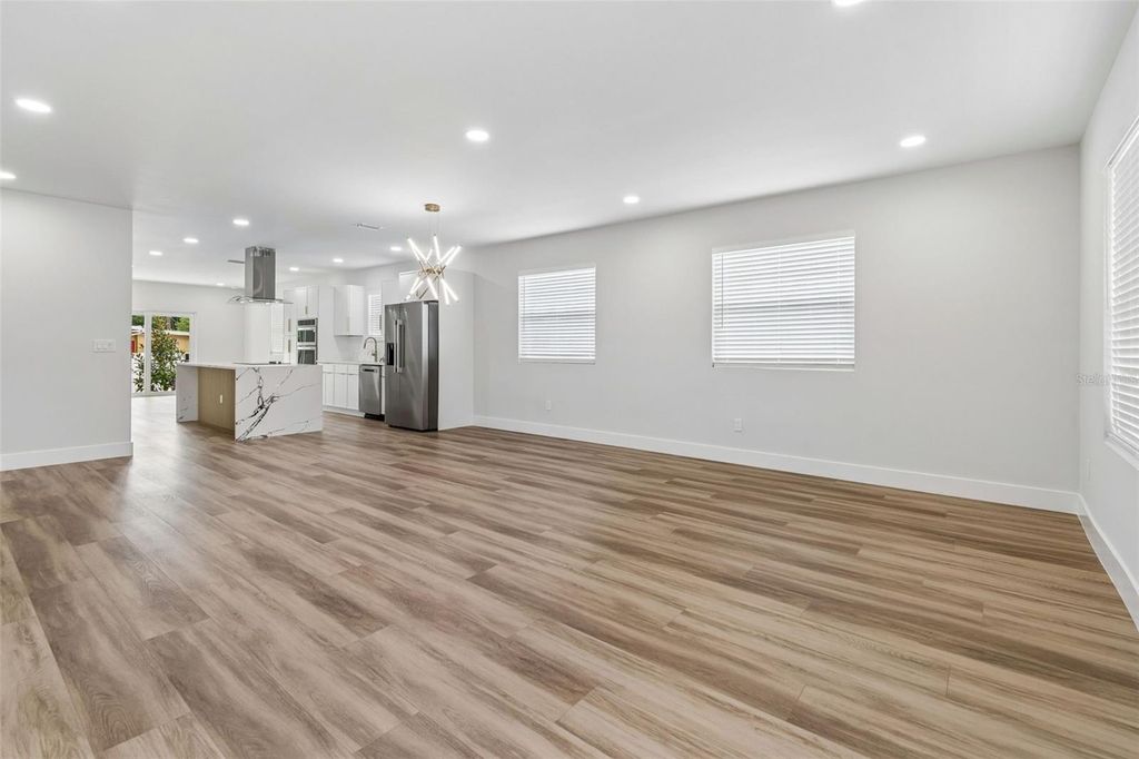 Image 8 of property listing at 4509 N 39TH STREET, Tampa, FL 33610