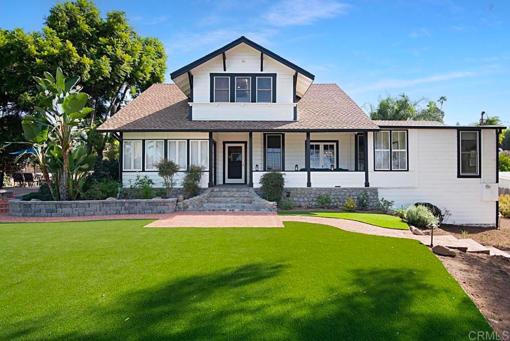 210 S Vine Street, Fallbrook, CA 92028 — photo 2