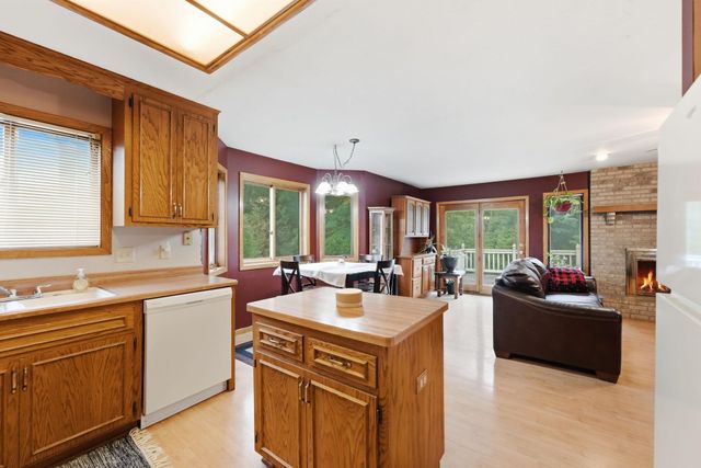 3287 Spruce Trail SW, Prior Lake, MN 55372