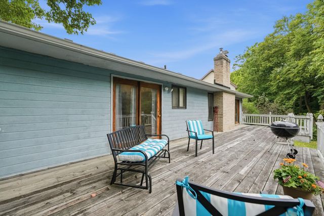 3287 Spruce Trail SW, Prior Lake, MN 55372